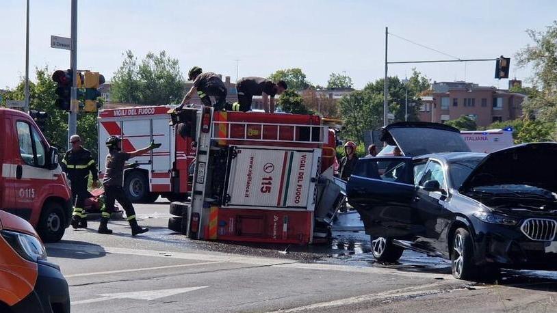 Uscito dalla Terapia intensiva il vigile del fuoco ferito gravemente nell’incidente: «Sta meglio»