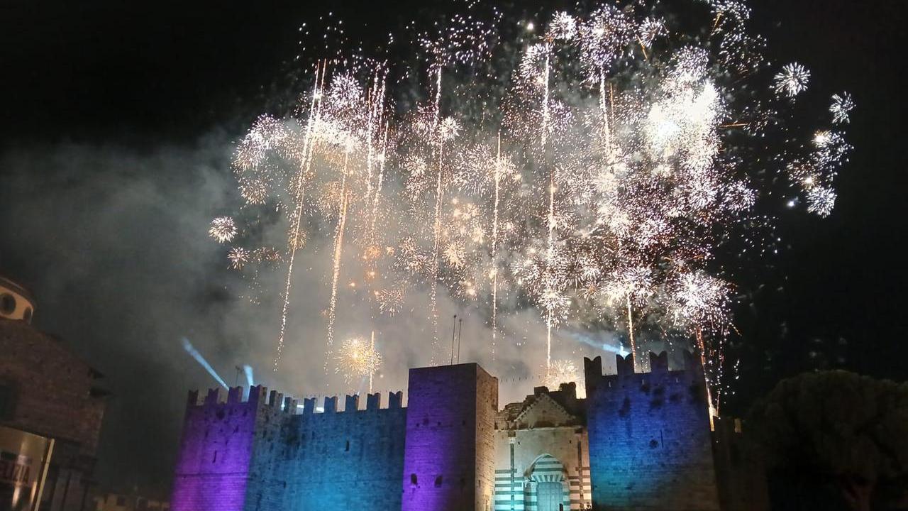 I fuochi d'artificio al Castello dell'Imperatore