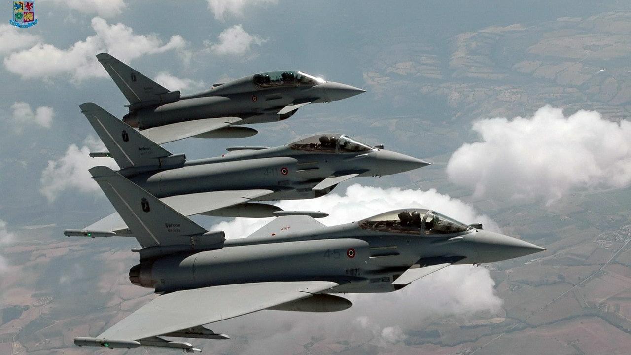 I caccia Eurofigheter della base di Grosseto