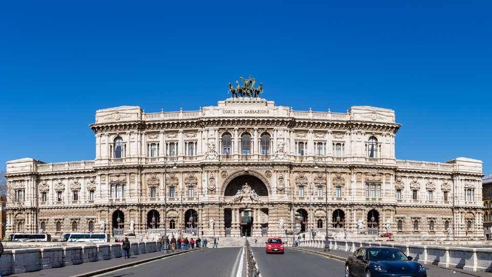 Elba, uccise la madre con un mix di farmaci: sentenza annullata per la seconda volta