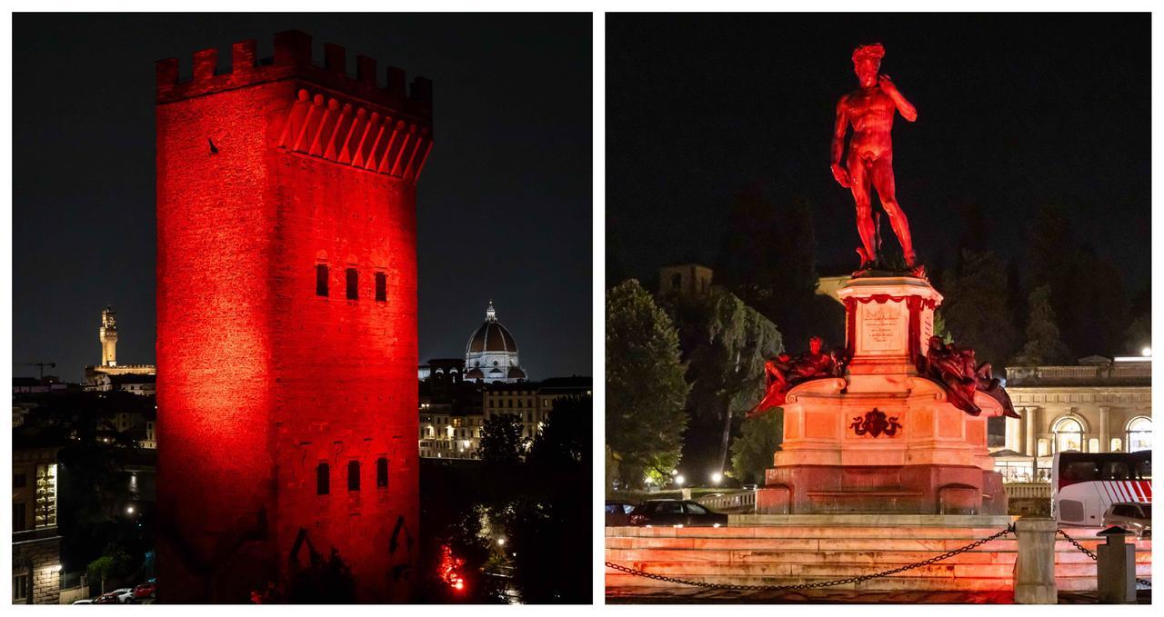Il David, San Niccolò e le porte di Firenze si accendono di rosso per Lorena Isceri