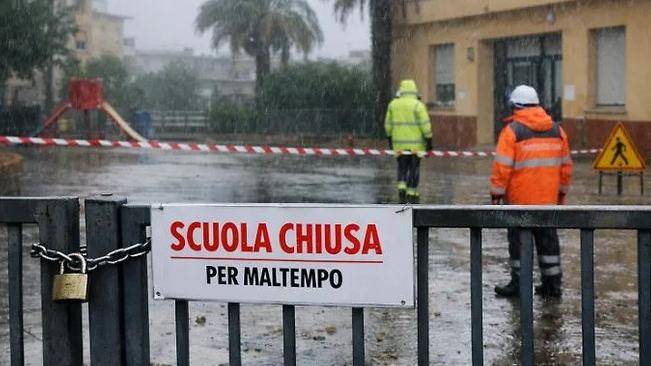 Allerte meteo e chiusure. «Ma è proprio necessario far pagare i bambini?»