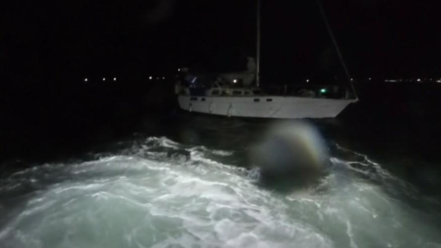 Porto Torres, velista in difficoltà salvato nella notte