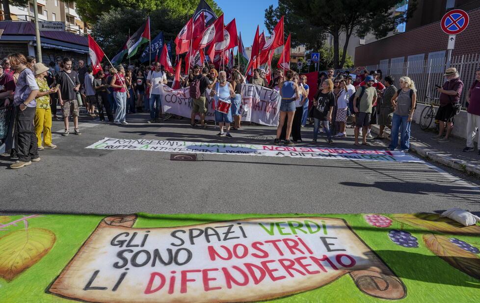 Orti urbani, ora si accende la polemica su presunti conflitti di interesse – Il punto sulla battaglia di via Goito