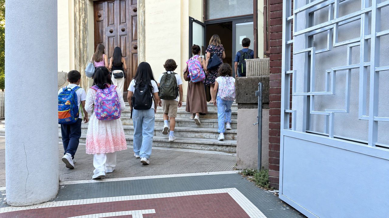 Scuola, la Sardegna riparte mercoledì ma a Sassari c’è chi è già in classe: tutte le novità dell’anno