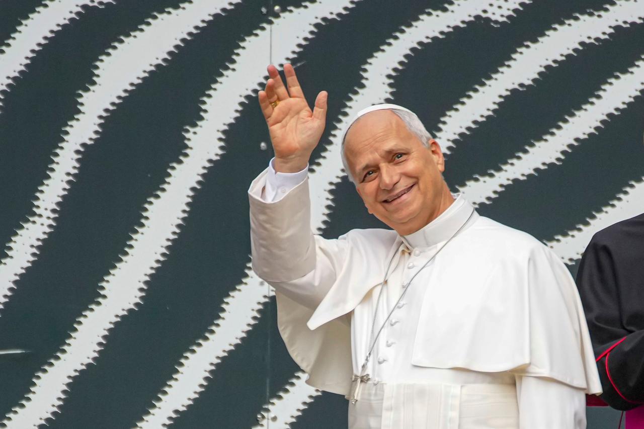 Vaticano, Leone XIV archivia l’austerity di Francesco: stop ai tagli agli stipendi