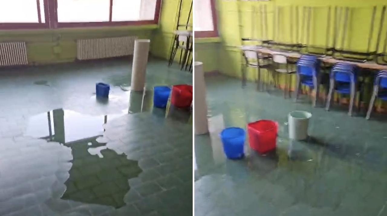 
	Un'aula allagata dopo l'ultimo temporale

