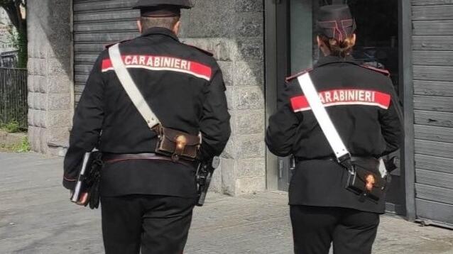 Presa di mira con insulti sui social e molestie in strada: 40enne senza fissa dimora denunciato