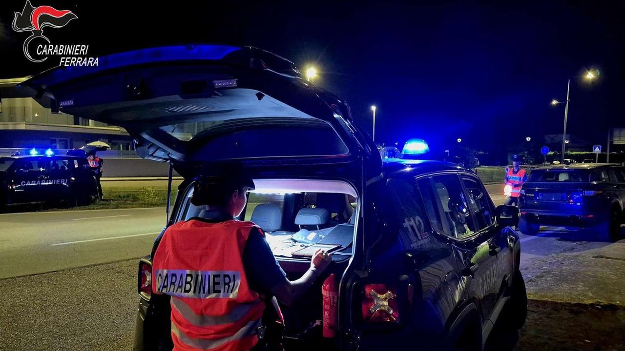 Goro, la festa nel locale finisce male: due in ospedale e un arrestato