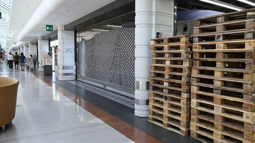 Ferrara, furto nella gioielleria dell’Ipercoop: il bottino è di circa 200mila euro