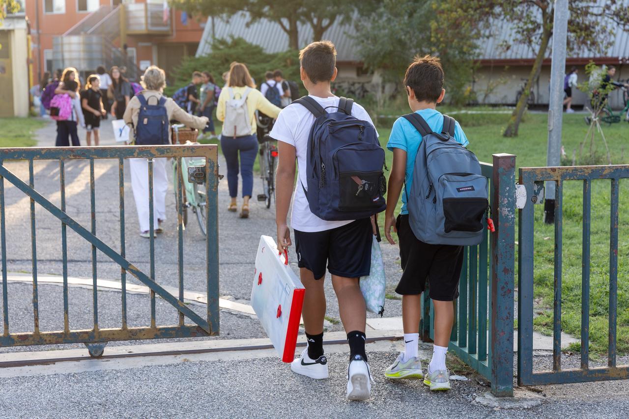 Ferrara, primo giorno di scuola per 38mila studenti: ecco come è andata