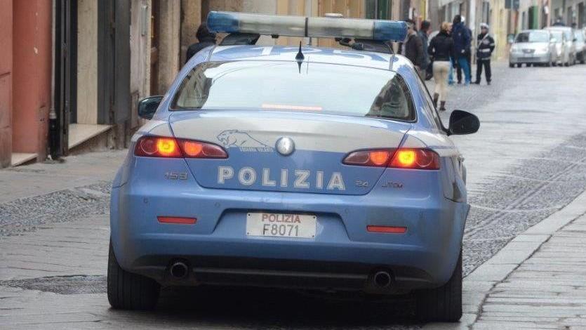 In casa aveva un fucile calibro 12 di fabbricazione russa: arrestato