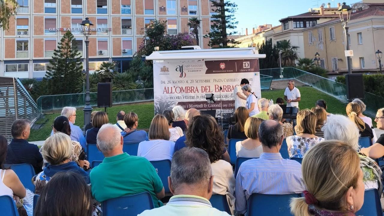 Sassari, l’estate dei libri all’ombra del Barbacane: undici serate da tutto esaurito