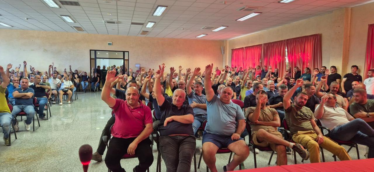 Pastori, nuovo allarme latte: «Servono 1,60 euro al litro o sarà protesta»