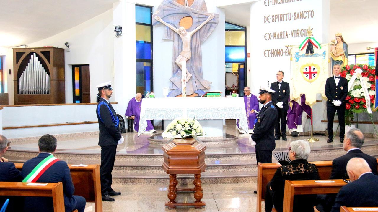 A Sassari l’ultimo saluto a Pietrino Soddu: «L’autonomia dei Sardi era la sua anima» – Il video