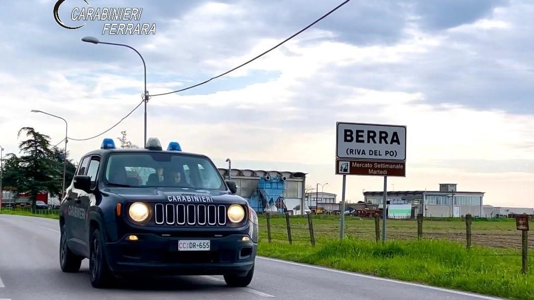 Riva del Po, babysitter ruba i gioielli alla famiglia che le aveva affidato i figli: denunciata 24enne