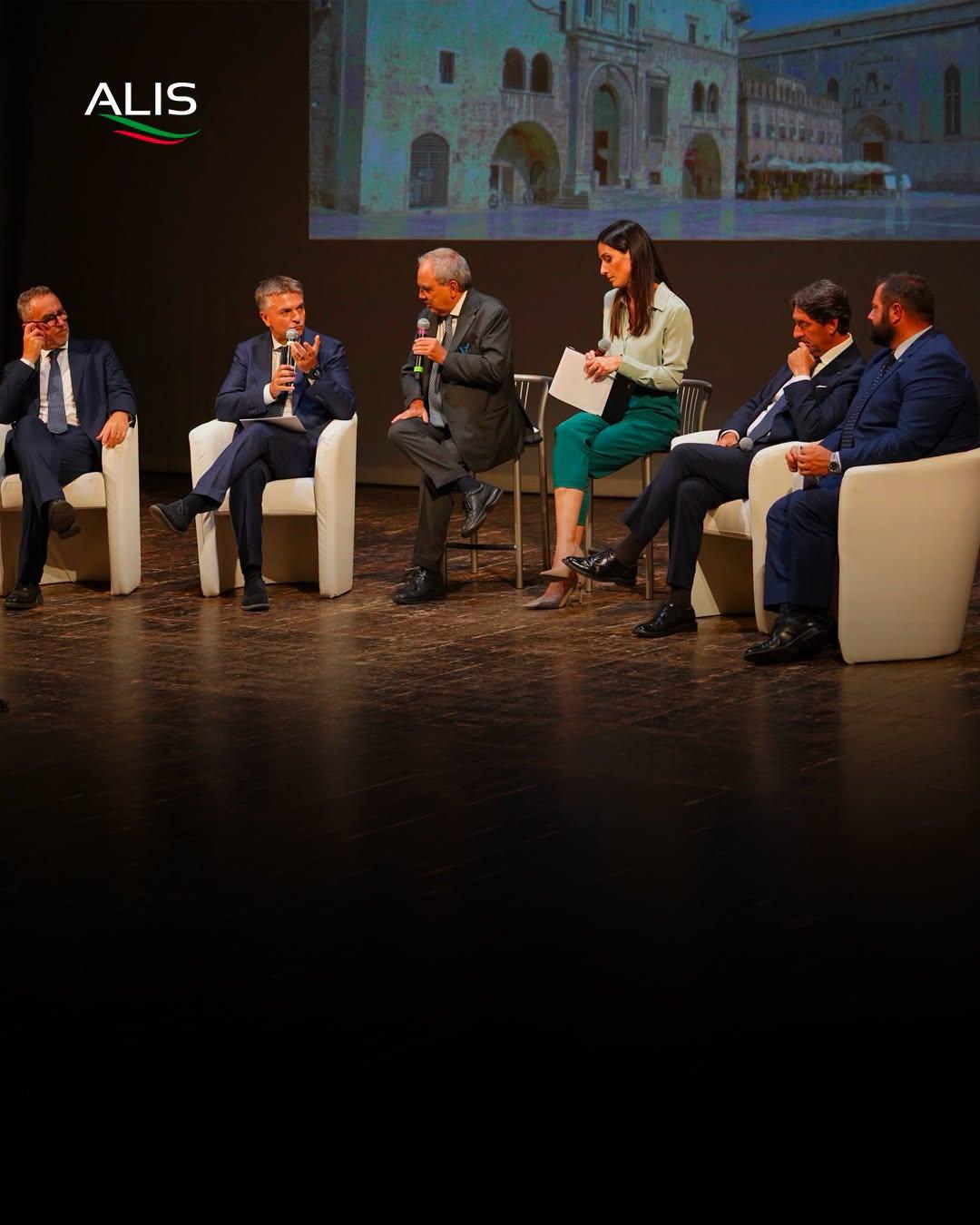 
	Un momento dell'incontro

