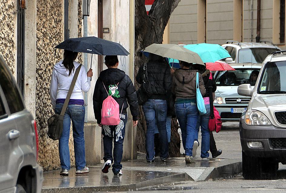 In Sardegna rischio temporali con fenomeni intensi, scatta l’allerta gialla: ecco dove
