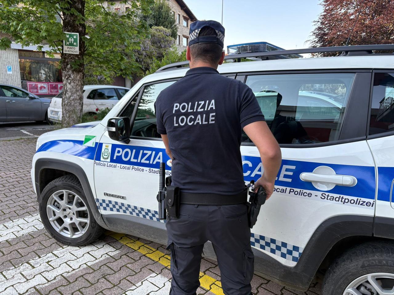 Travolta sulle strisce pedonali sulla via Emilia a Pieve
