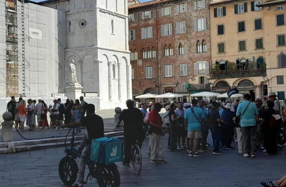 
	Uno scorcio del centro

