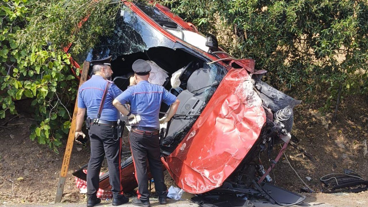 Sul posto i carabinieri