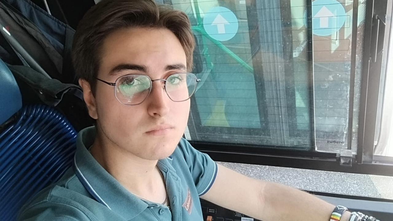
	Alessandro Celano, 19 anni

