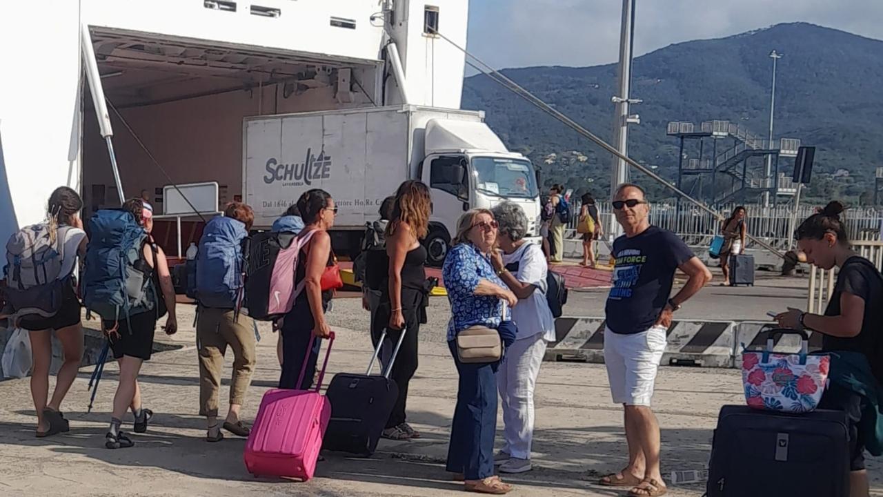 Turisti sbarcati a Portoferraio