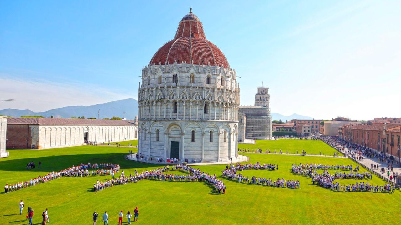 
	La scritta formata dagli studenti (foto Stick)

