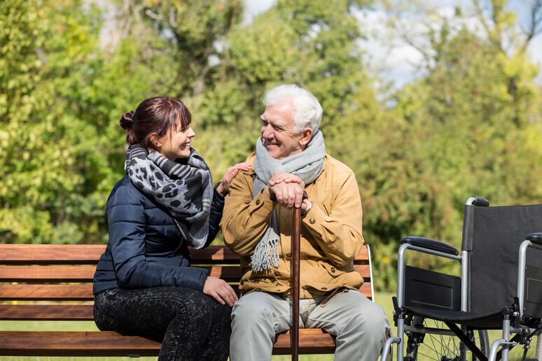 Ferrara, i caregiver al centro delle politiche di welfare: «Serve massimo supporto»