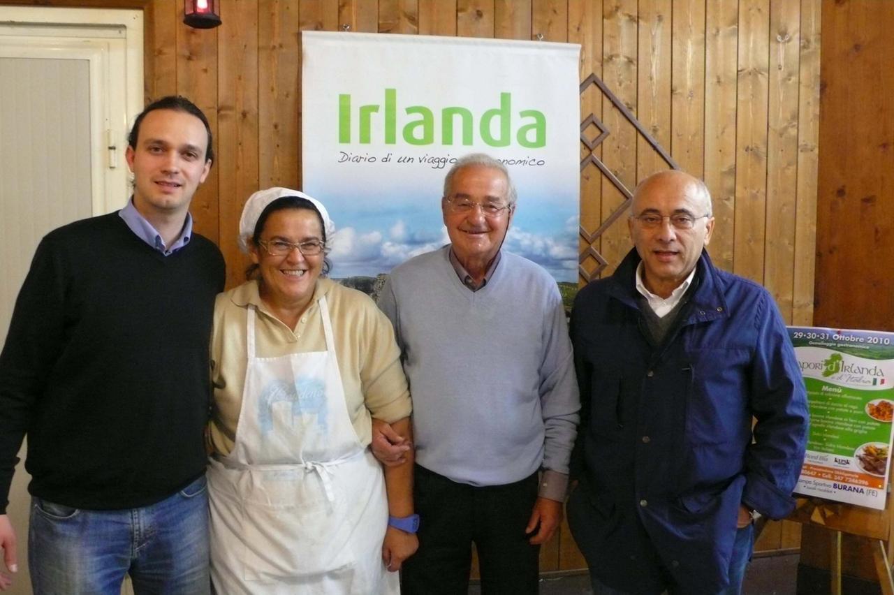 
	Alfio Gavioli al centro in una foto del 2010

