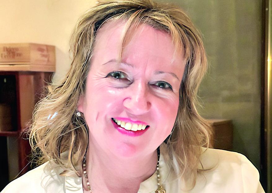 Correggio piange Simona Lusuardi: addio alla storica parrucchiera del “Capriccio”