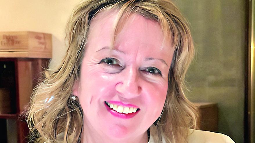 Correggio piange Simona Lusuardi: addio alla storica parrucchiera del “Capriccio”