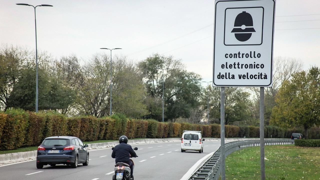 Autovelox mobili in Sardegna, controlli fino a domenica 27 settembre: ecco dove