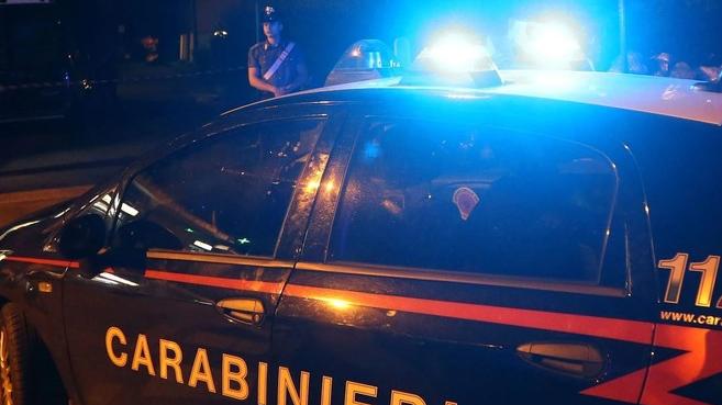 Prato, rapinatori in fuga sull’auto rubata: uno finisce in manette
