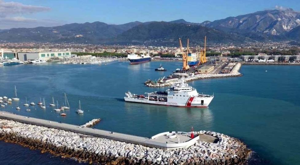 Porto di Carrara, gli spezzini battono i piedi. Giani: «Vadano con i genovesi»