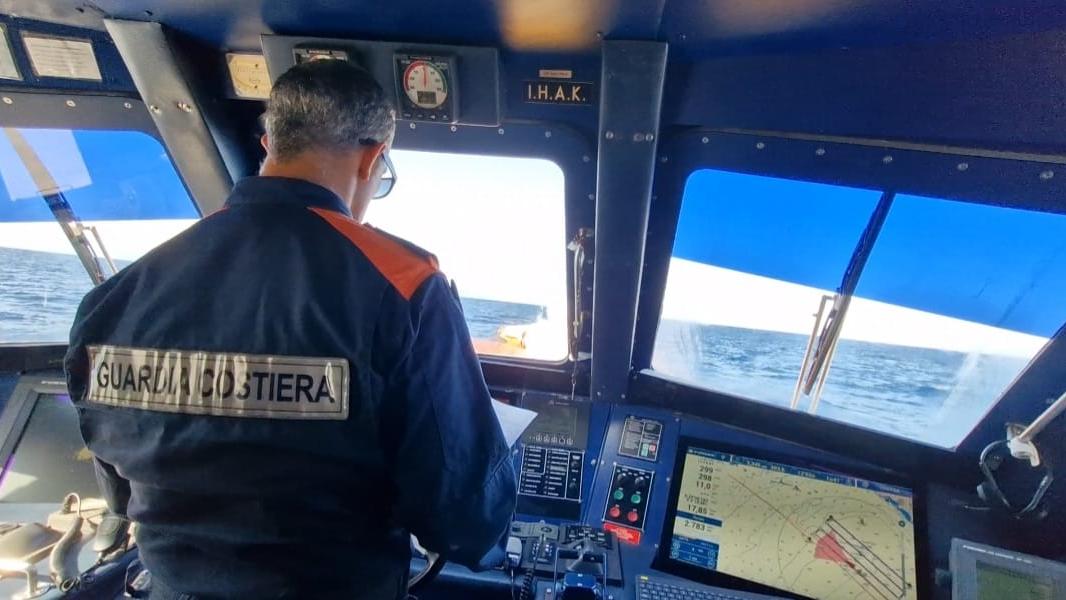 Guasto aereo per un Boeing 737 costretto all’ammaraggio in Sardegna, ma è una esercitazione – I dettagli