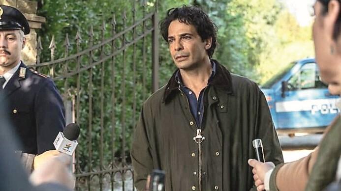 Farouk Kassam, presto in onda la serie tv con Marco Bocci sui 177 giorni di prigionia – Ecco quando