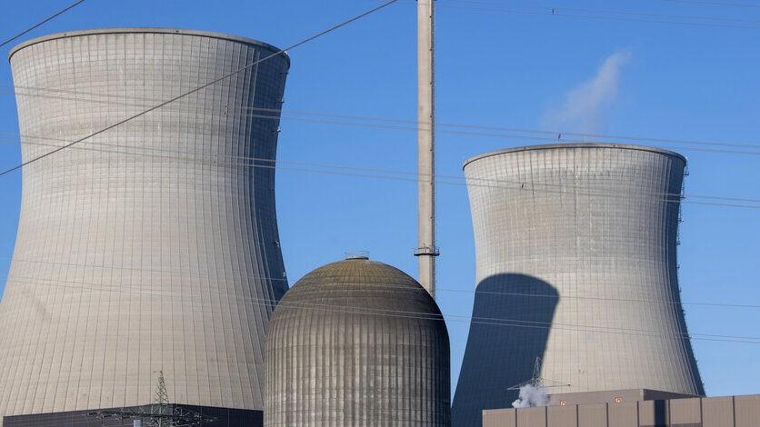 Nucleare in Italia, c’è il via libera del Senato. Il ministro Pichetto: «Giornata storica. Le prime centrali nel 2033-34»