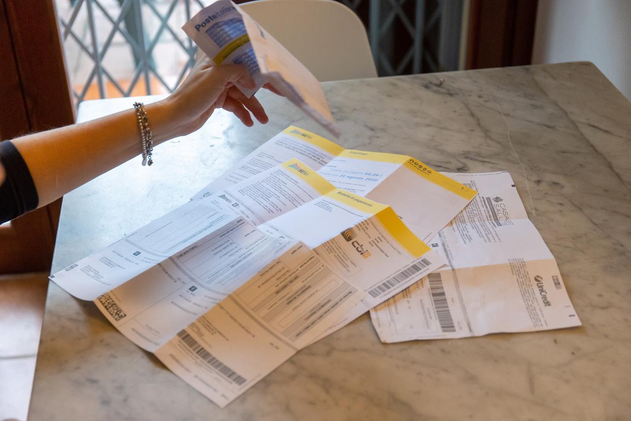 Ferrara, contatori da sostituire e fatture troppo salate: «Effettuate un ricalcolo»