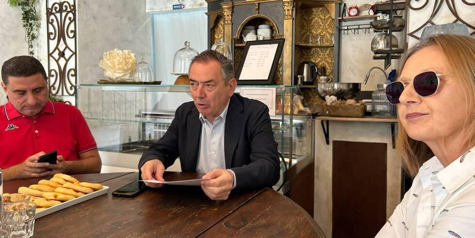 
	Massimo Bressan durante la conferenza stampa in cui ha annunciato le sue dimissioni

