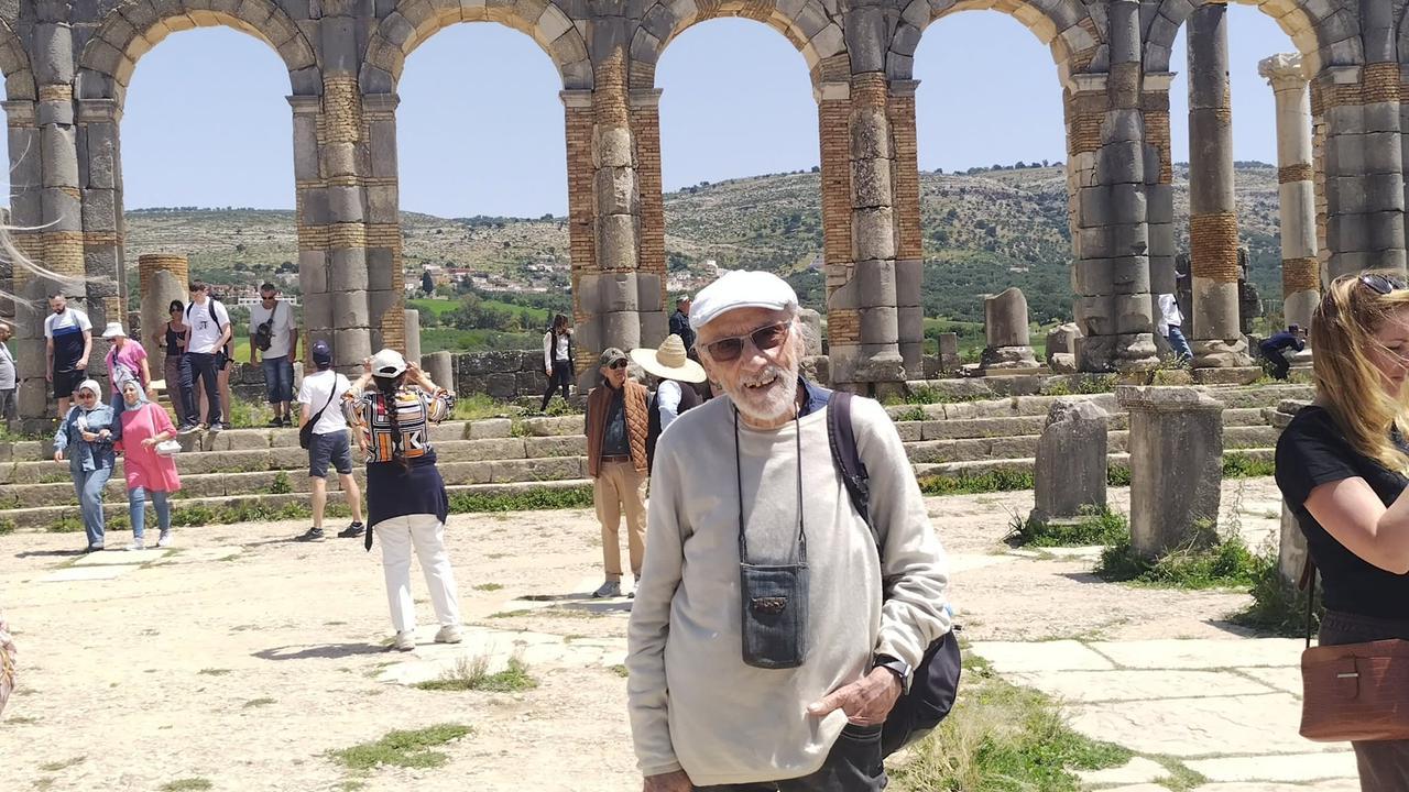 
	Il regista Roberto Carlesi

