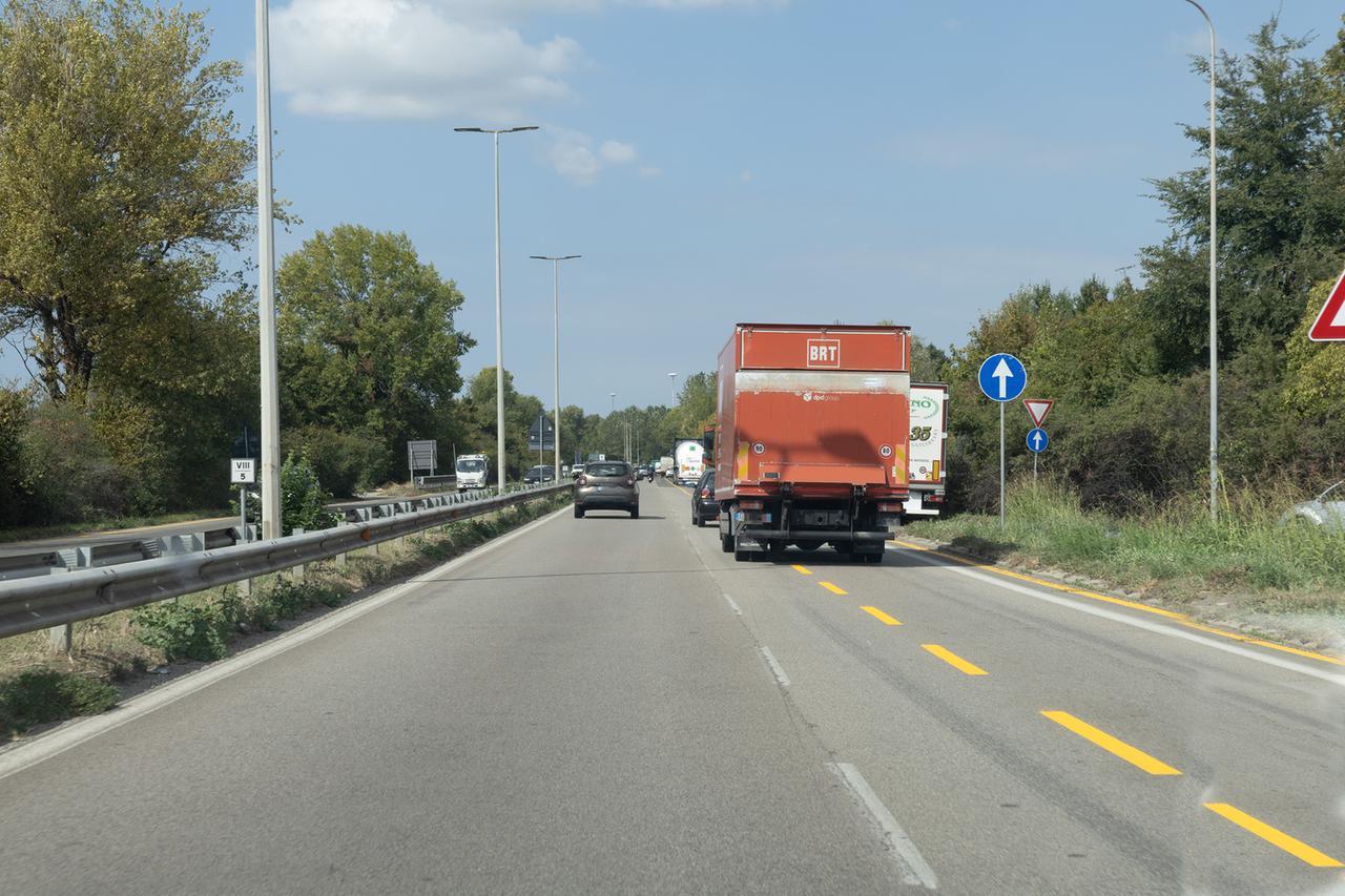 
	Strisce gialle in tangenziale: lavori imminenti

