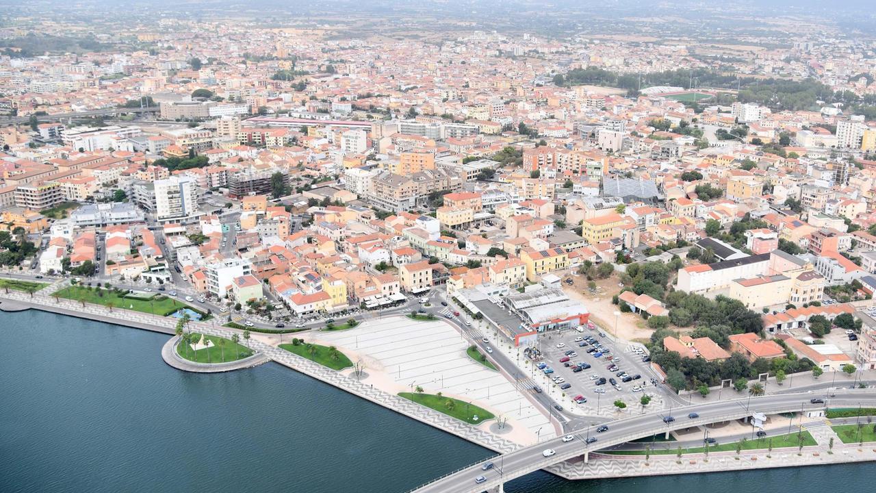 Olbia, nuove regole per l’altezza delle case: limite di 13 metri in due zone della città