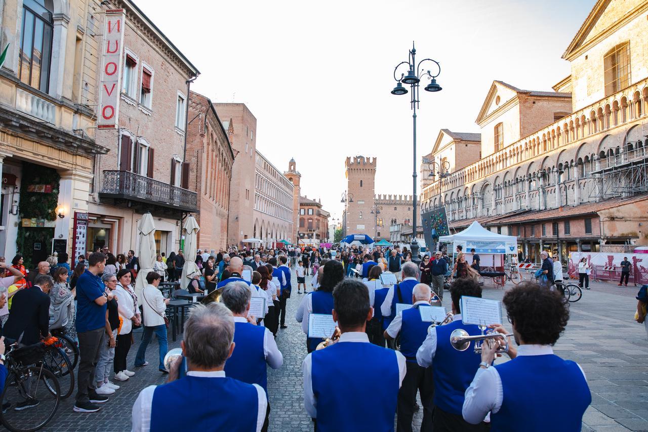 Via al Ferrara Sport Festival, società in piazza e tanti campioni all’inaugurazione