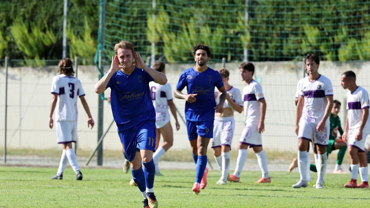 Il gol dello 0-2 di Lucacchini per la Lampo nel derby di domenica 20 settembre (foto Nucci)