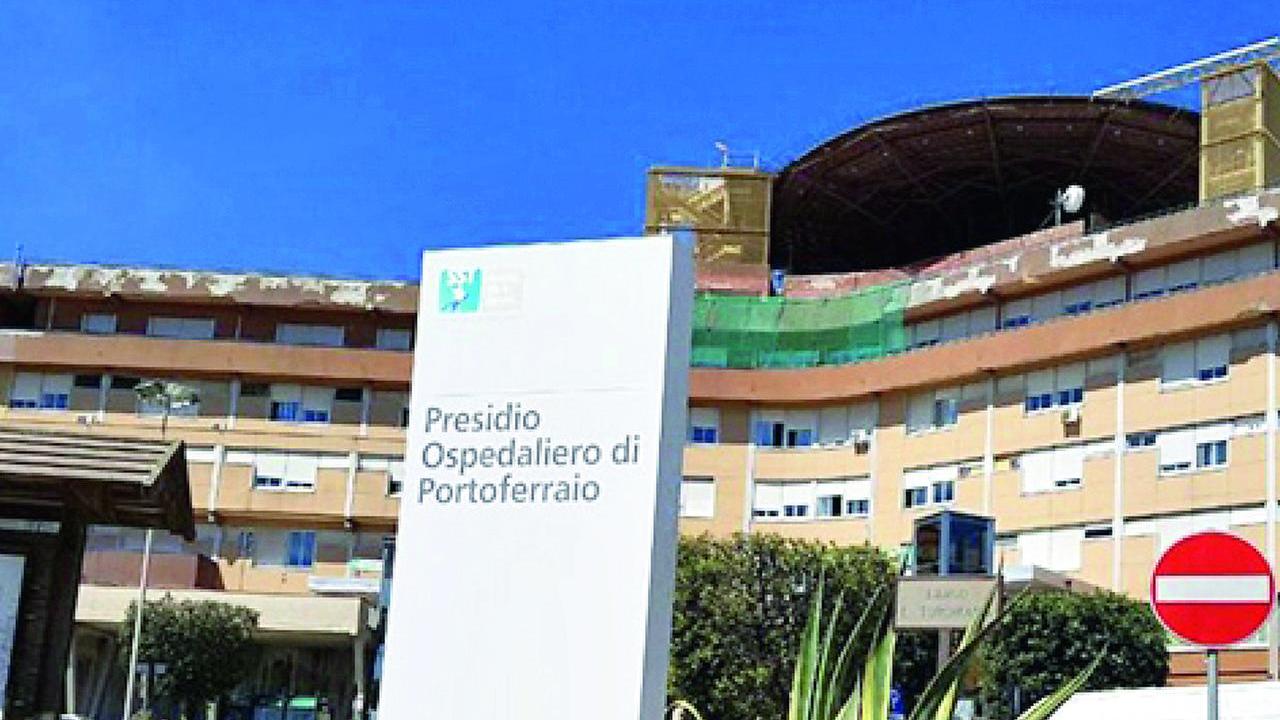 L'ingresso dell’ospedale di Portoferraio