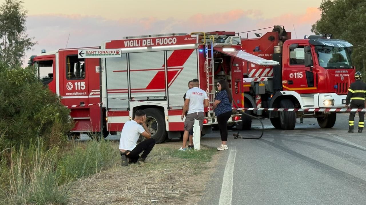 Agricoltore alla guida di un trattore viene travolto da un’auto e muore – Cosa è successo