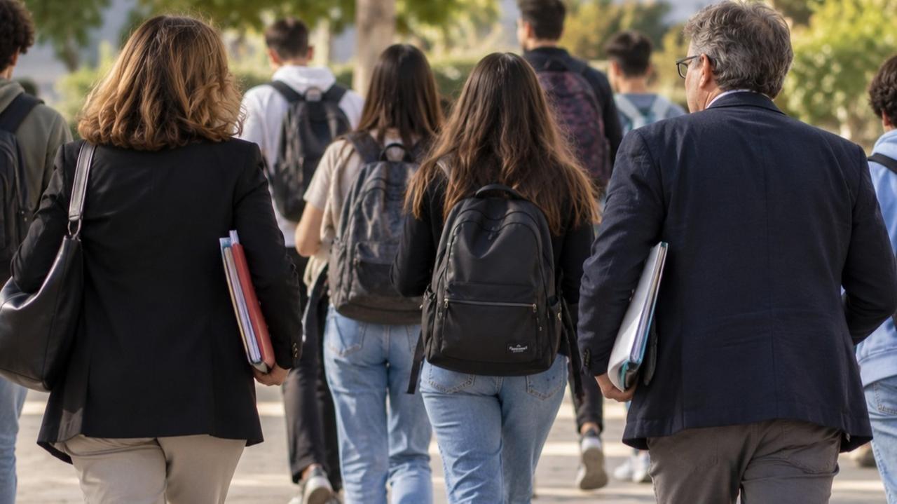 Scioperi generali, sarà un ottobre caldo: tre date in rosso per la scuola – Il calendario