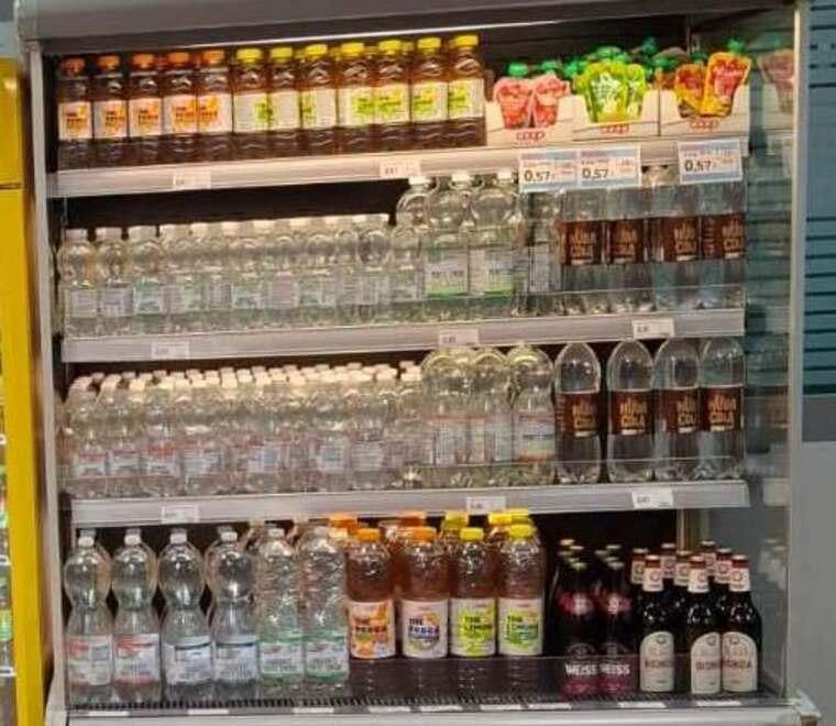 Degrado e ubriachi, la Coop di Castelnuovo dice stop: nei frigo birra in quantità limitata