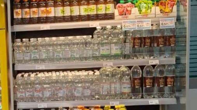 Degrado e ubriachi, la Coop di Castelnuovo dice stop: nei frigo birra in quantità limitata